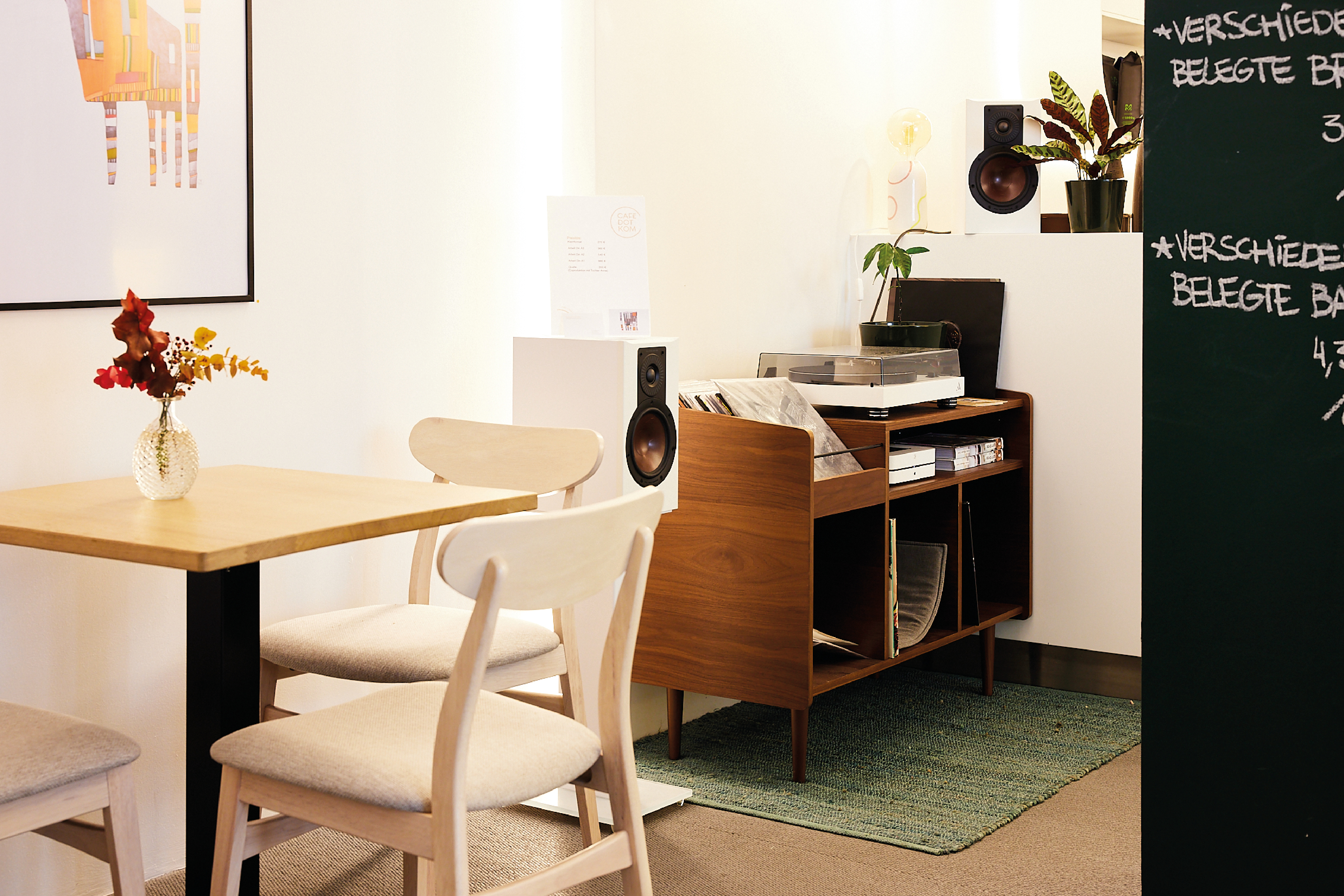 CafédotKom, Briennerstrasse 43, München